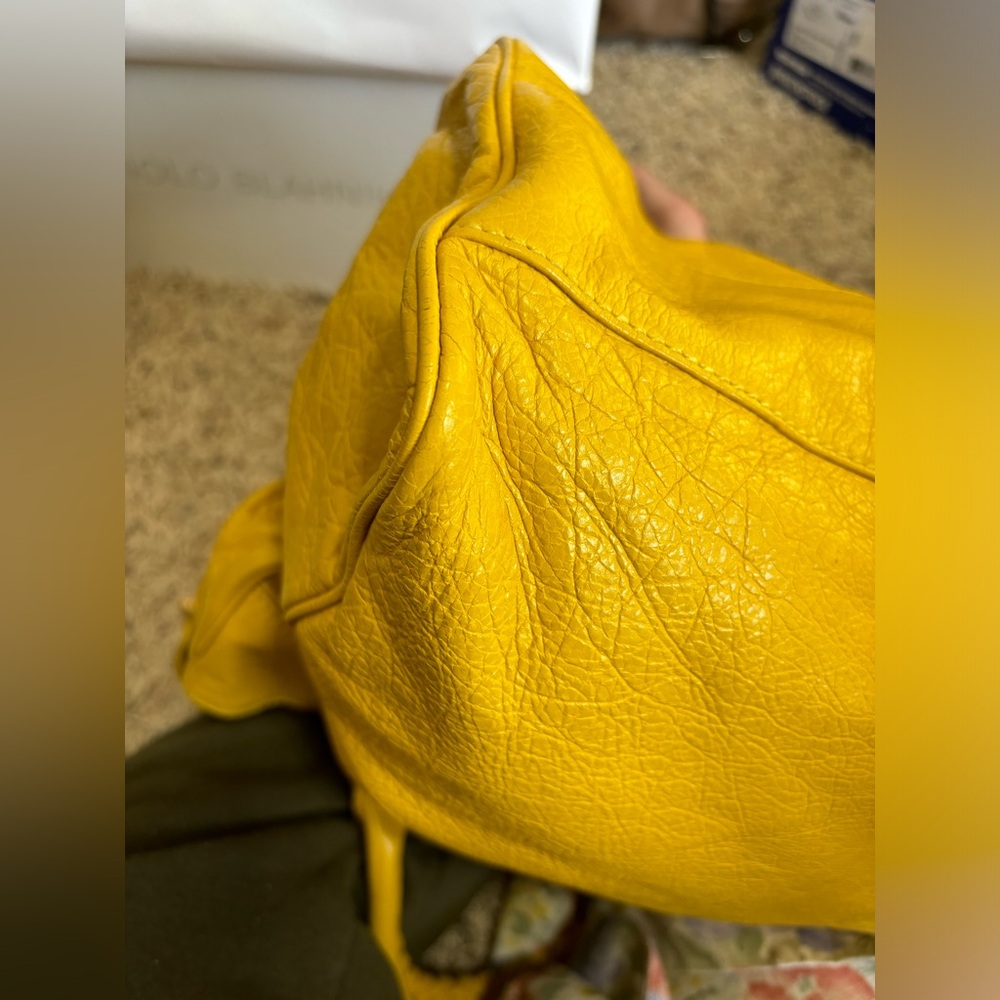 Balenciaga Giant 12 Golden Velo Bag in Lemon - Picture 8 of 10